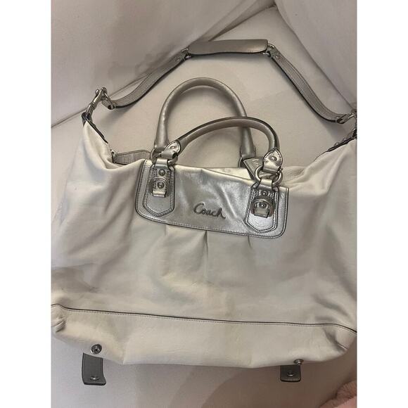 Coach Ashley Leather Satchel,  F15445 model in white and silver - Picture 7 of 9